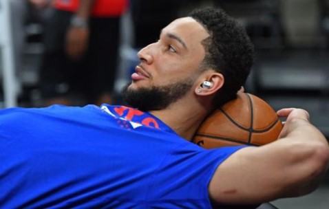 乐鱼在线服务-费城真心耗不起！西蒙斯心理疾病成交易障碍